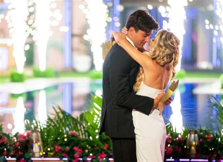 Are Zac And Elizabeth Still Together?