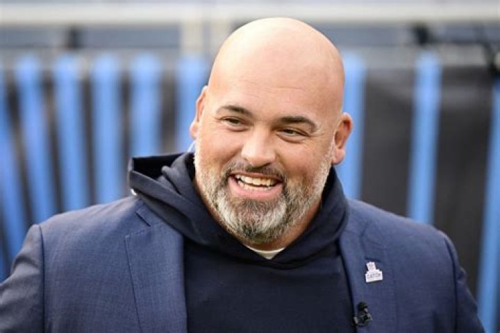 Exploring The Wealth Of The Football Star
