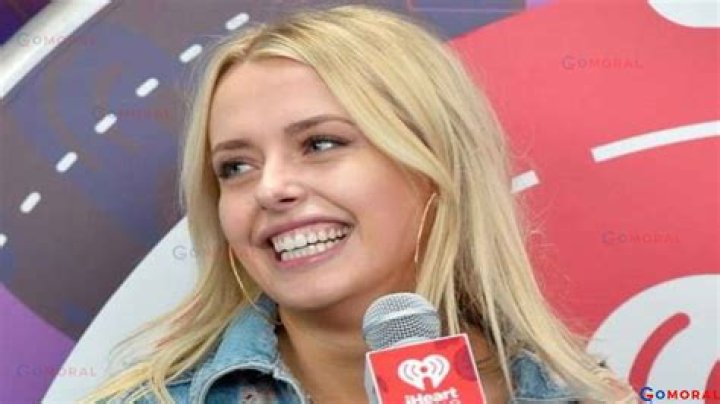How Old Is Corinna Kopf?